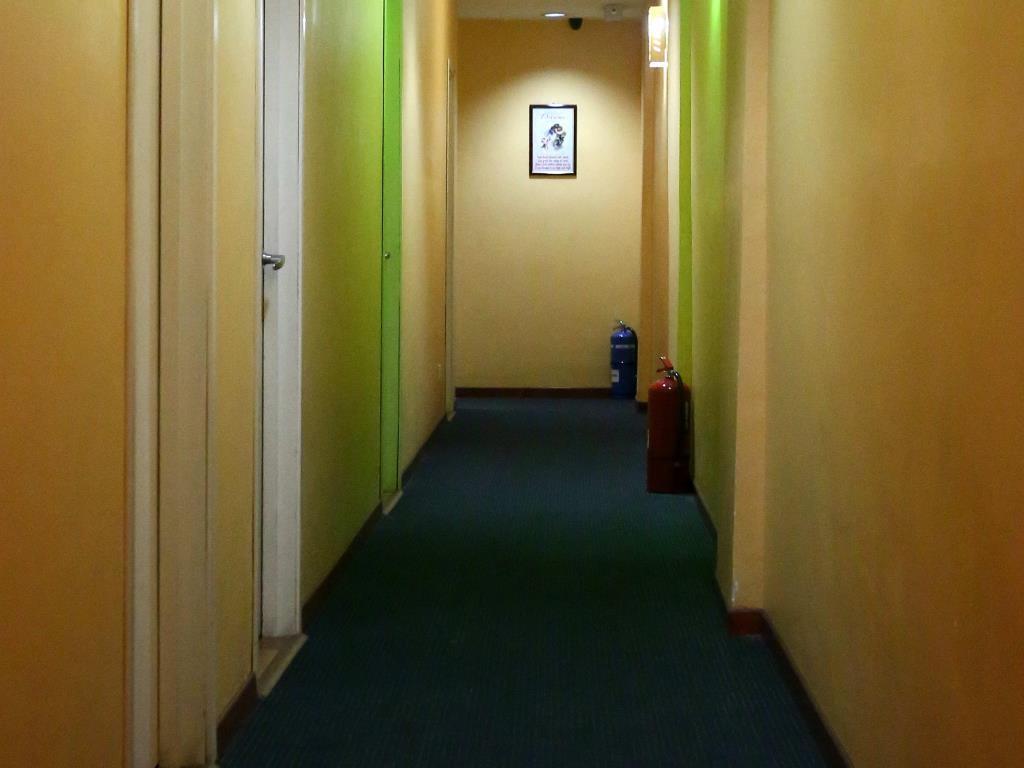 Oyo 103 V'La Garden Hotel Kuala Lumpur Extérieur photo