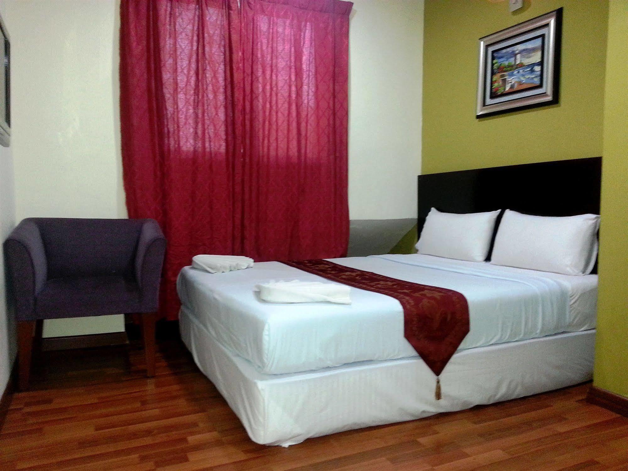 Oyo 103 V'La Garden Hotel Kuala Lumpur Extérieur photo