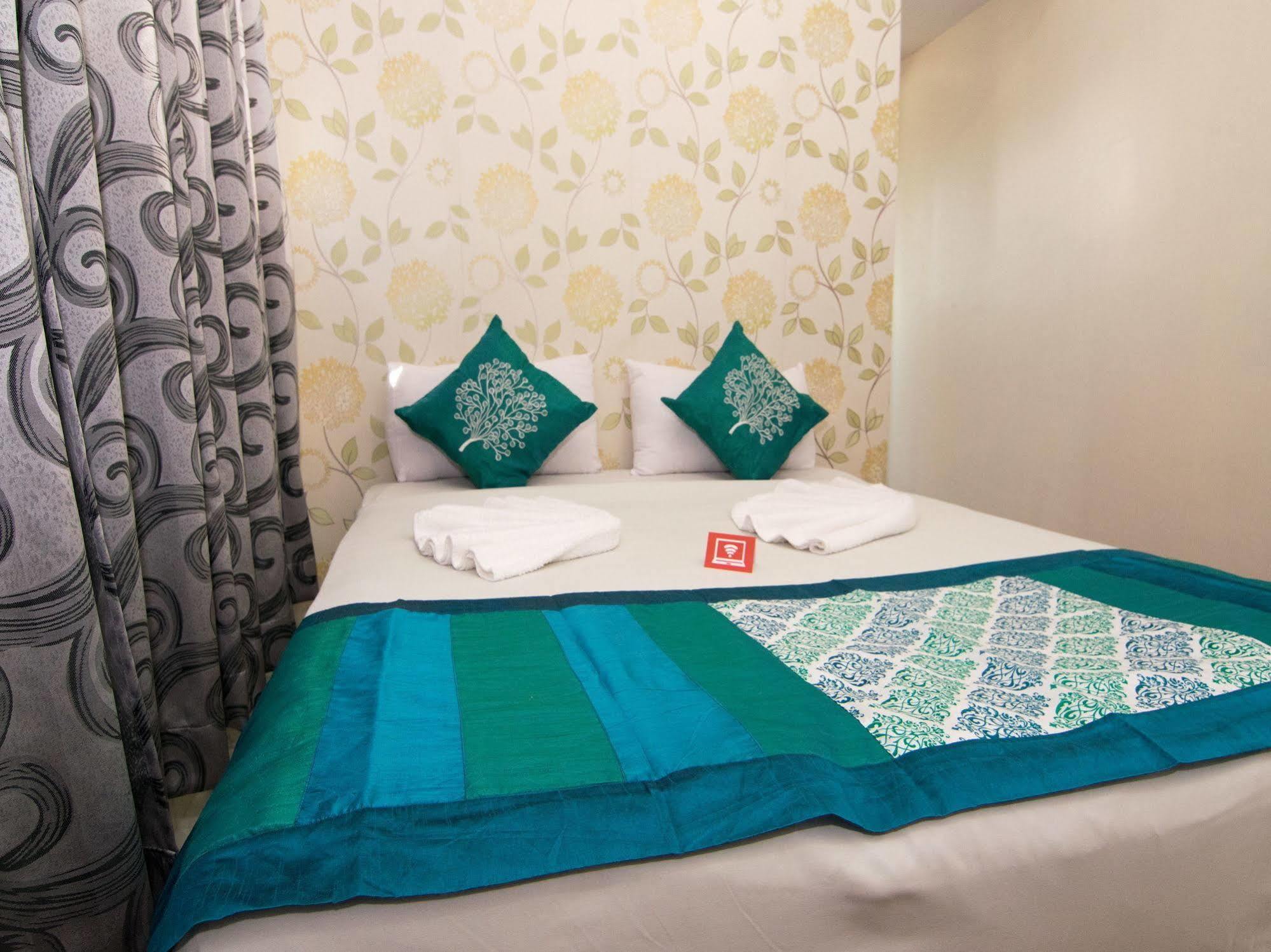 Oyo 103 V'La Garden Hotel Kuala Lumpur Extérieur photo