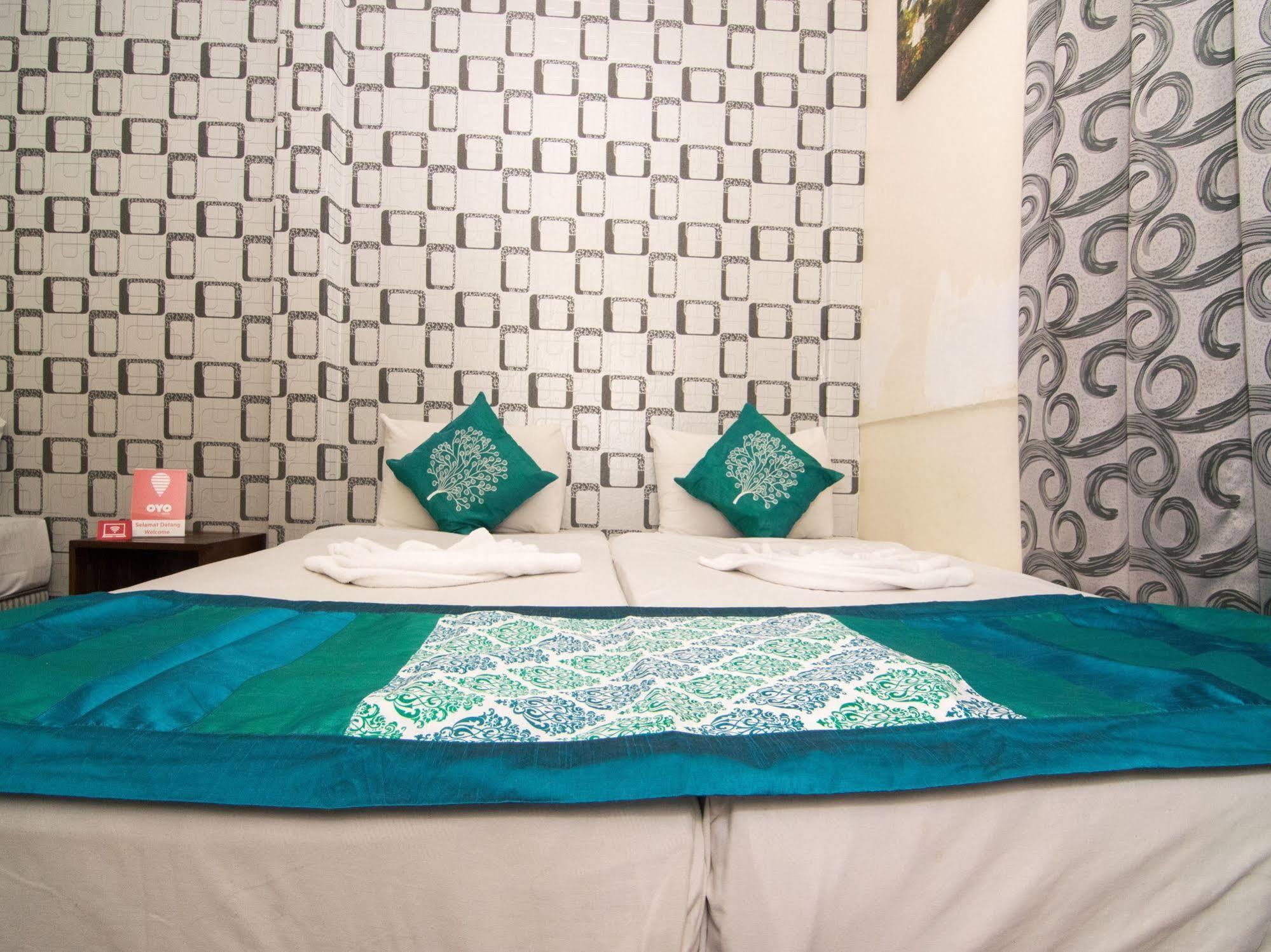 Oyo 103 V'La Garden Hotel Kuala Lumpur Extérieur photo